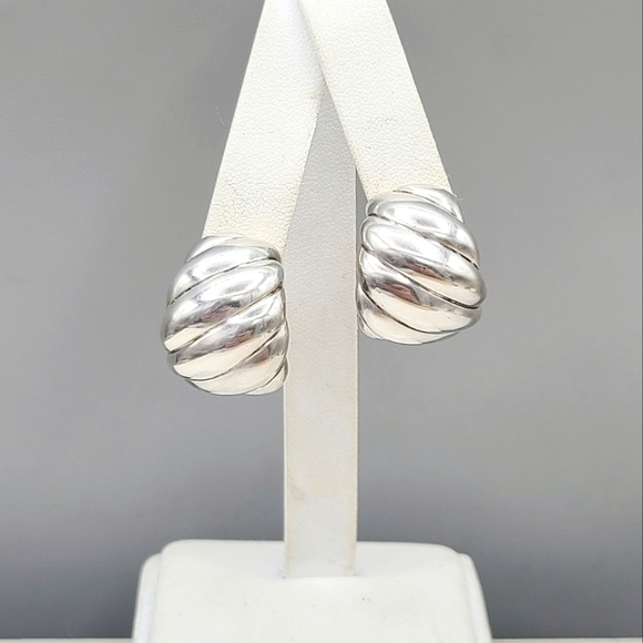 David Yurman Hampton Sculpted Cable Earrings - Picture 1 of 1